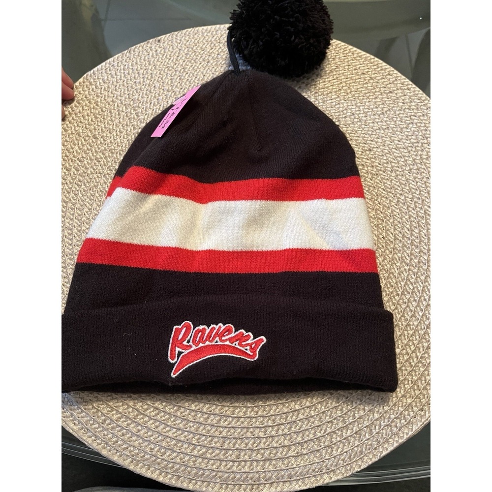 Nike Cuffed Logo Beanie Coffeyville Red Ravens